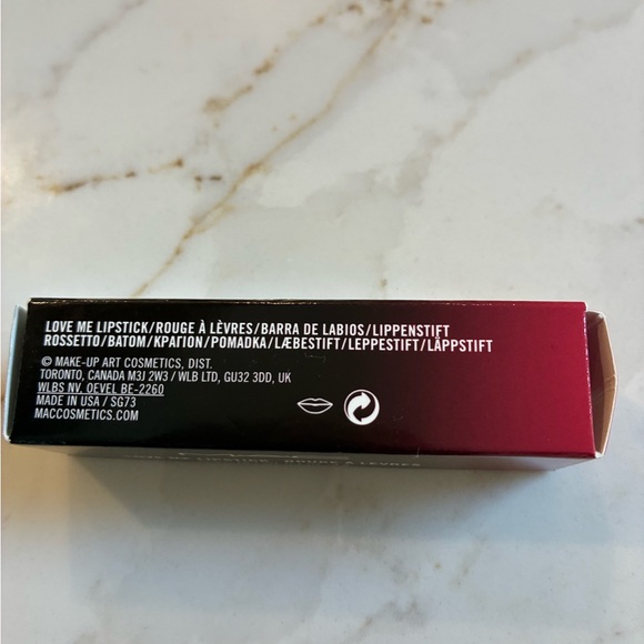 MAC You’re so Vain Lipstick in Deep pink. So pretty! Discontinued colour. - Picture 6 of 12